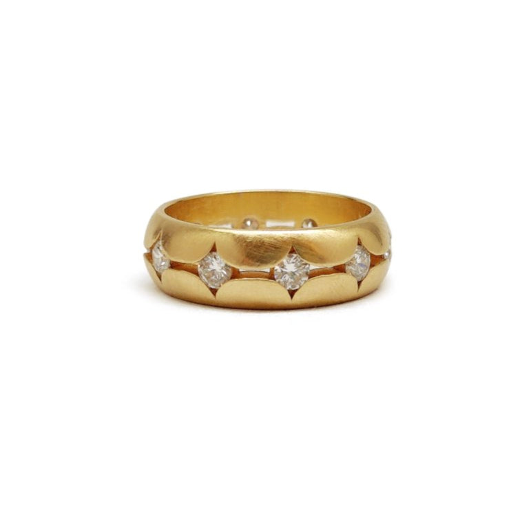 White Diamond Wide Scallop Band, 6mm - Lauren Newton